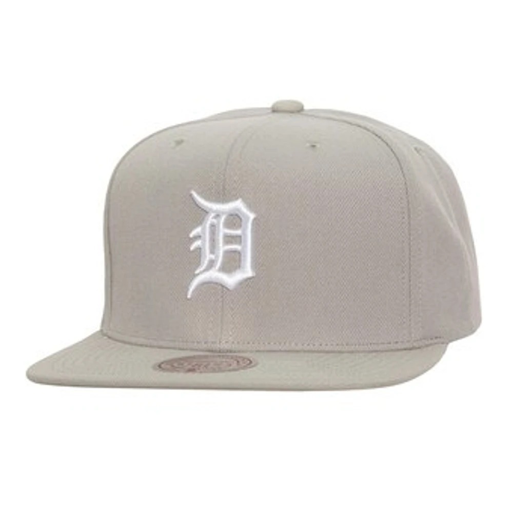 Men's Mitchell & Ness Gray Detroit Tigers Snapback Hat