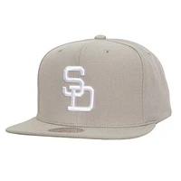 Men's Mitchell & Ness Gray San Diego Padres Snapback Hat