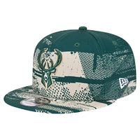 Men's New Era Hunter Green Milwaukee Bucks Tip-Off 9FIFTY Snapback Hat