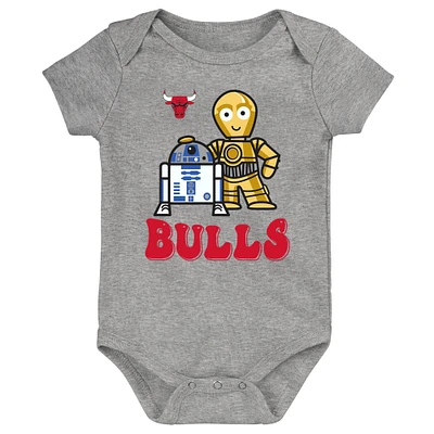 Newborn & Infant Heather Gray Chicago Bulls Star Wars R2-D2 C-3PO Best Buds Bodysuit