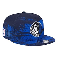 Men's New Era Navy Dallas Mavericks Tip-Off 9FIFTY Snapback Hat