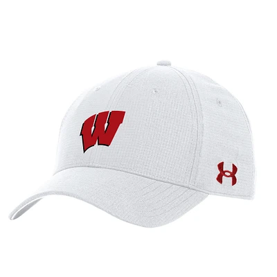 Men's Under Armour  White Wisconsin Badgers Sideline Performance Flex Hat