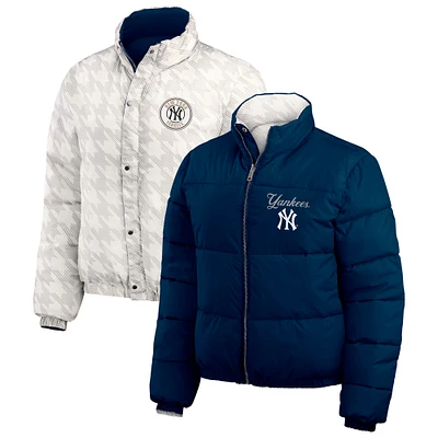 Women's WEAR by Erin Andrews  Navy/White New York Yankees Reversible Cropped Full-Zip Puffer Jacket