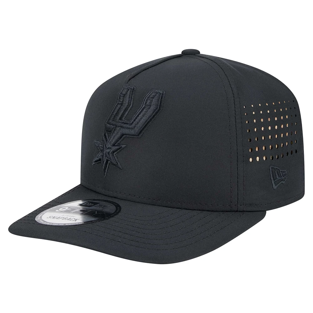 Men's New Era Black San Antonio Spurs Vented 9FIFTY A-Frame Snapback Hat