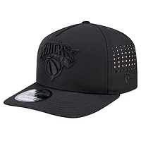 Men's New Era Black New York Knicks Vented 9FIFTY A-Frame Snapback Hat