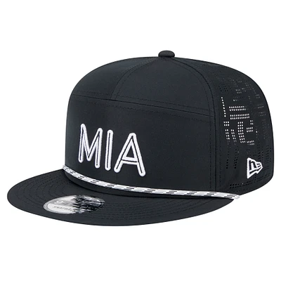 Men's New Era Black Miami Dolphins Hydro 5-Panel 9FIFTY Snapback Hat