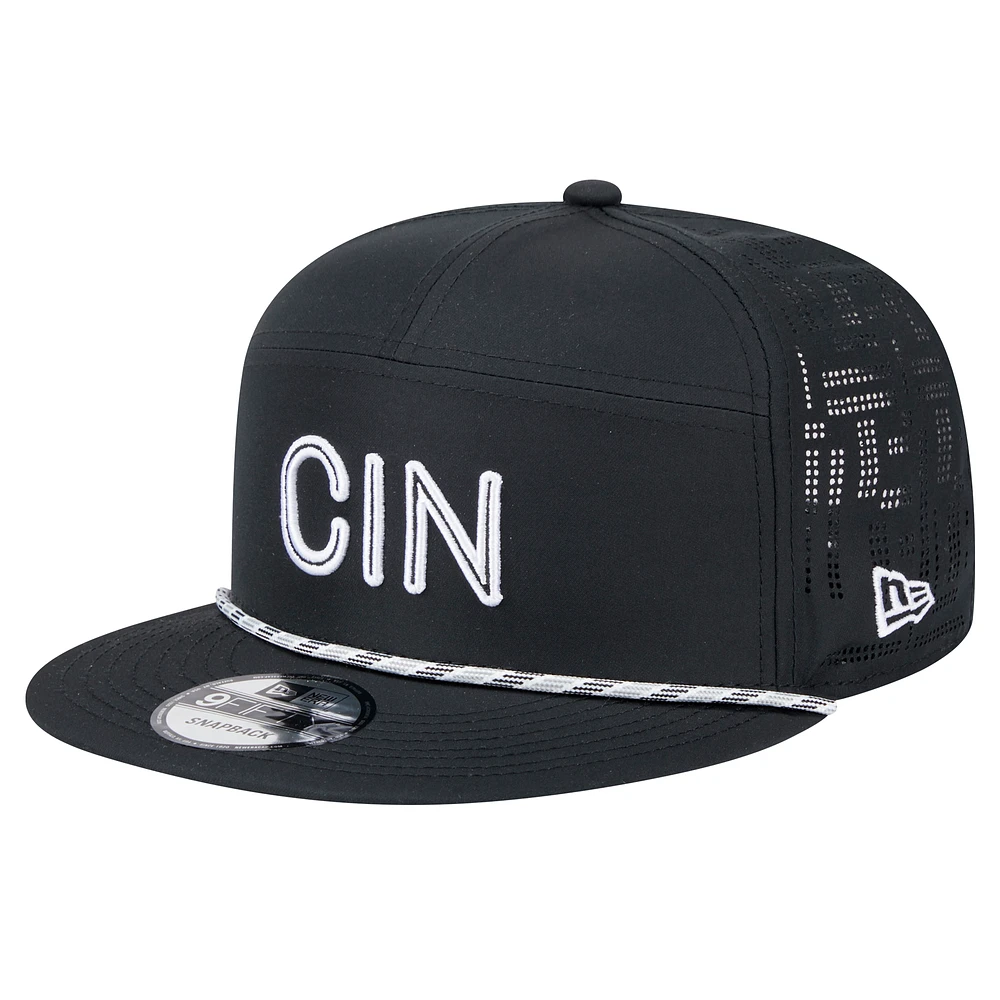 Men's New Era Black Cincinnati Bengals Hydro 5-Panel 9FIFTY Snapback Hat