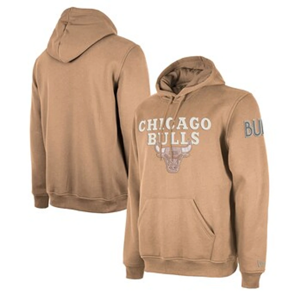 Men's New Era  Tan Chicago Bulls 2024/25 City Edition Chenille Heavyweight Pullover Hoodie