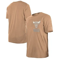 Men's New Era  Tan Chicago Bulls 2024/25 City Edition Chenille Heavyweight T-Shirt