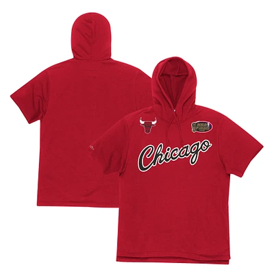 Men's Mitchell & Ness  Red Chicago Bulls Game Day Short Sleeve Pullover Hoodie