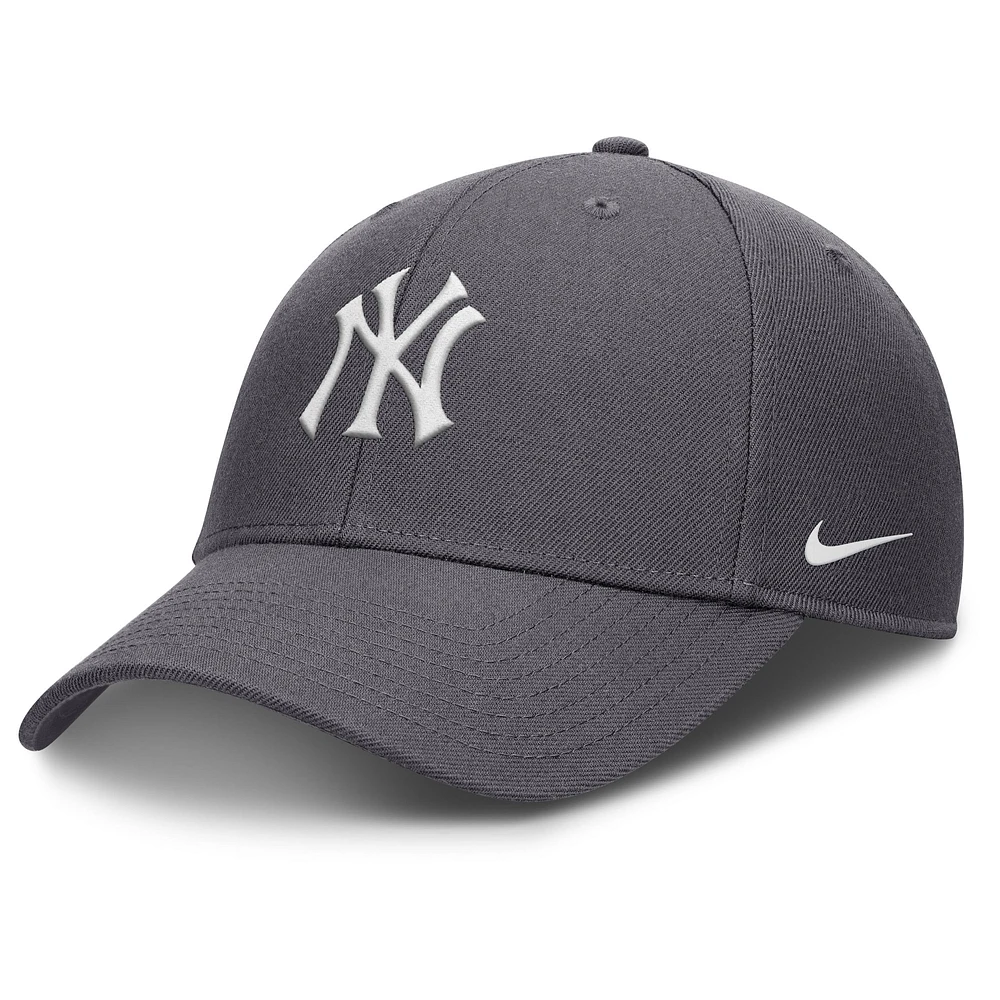 Men's Nike  Gray New York Yankees Club Performance Adjustable Hat