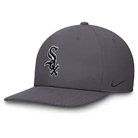 Men's Nike Gray Chicago White Sox Pro Performance Snapback Hat