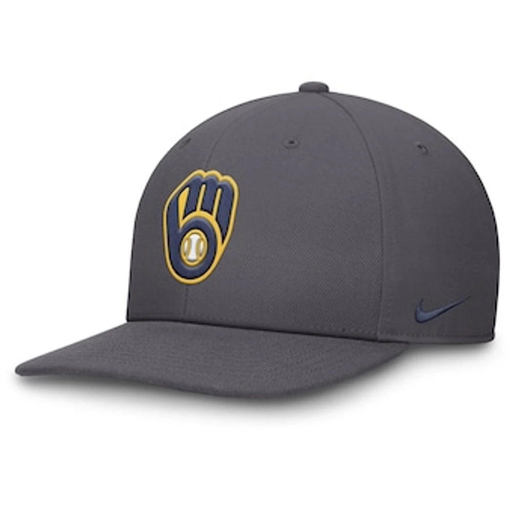 Men's Nike Gray Milwaukee Brewers Pro Performance Snapback Hat