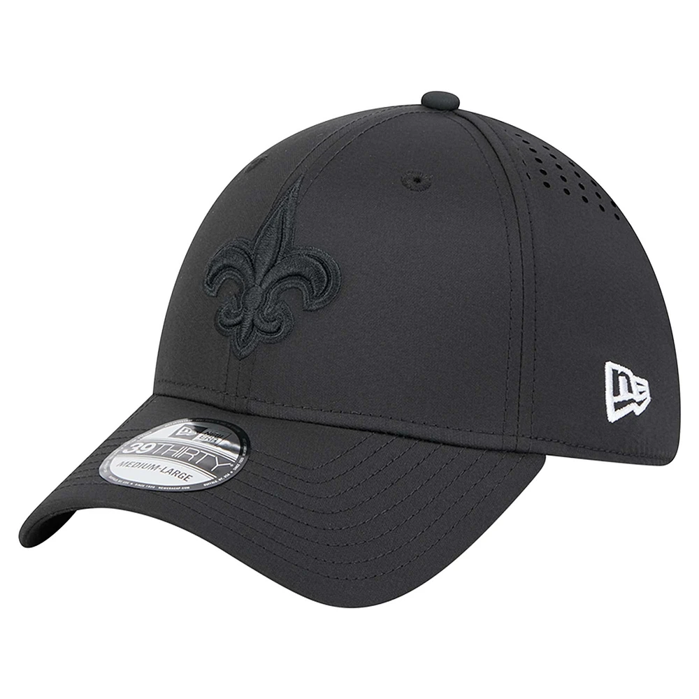 Men's New Era Black Orleans Saints Hydro 39THIRTY Flex Hat