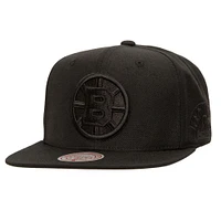 Men's Mitchell & Ness Black Boston Bruins Soul Strike Pearl Tonal Snapback Hat