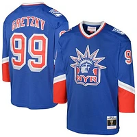 Youth Mitchell & Ness Wayne Gretzky New York Rangers 1996/97  Blue Line Player Jersey