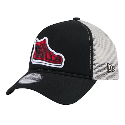 Men's New Era  Black Chicago Bulls Victory Grove Vintage Sneaker Trucker 9FORTY Adjustable Hat