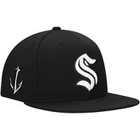 Men's Mitchell & Ness  Black Seattle Kraken Team Snapback Hat