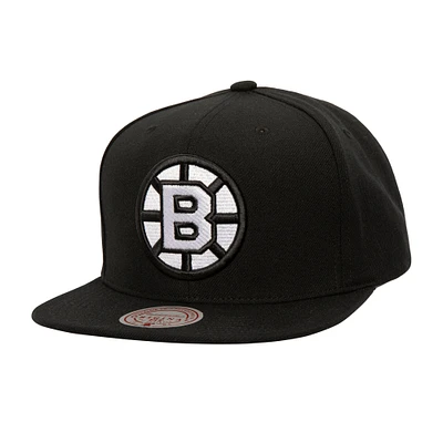 Men's Mitchell & Ness  Black Boston Bruins Team Snapback Hat