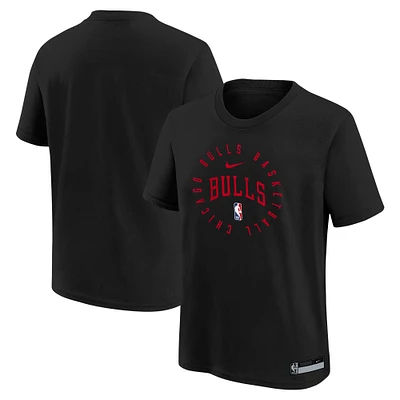 Youth Nike Black Chicago Bulls Practice Legend T-Shirt