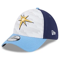 Men's New Era Navy/Light Blue Tampa Bay Rays 2025 MLB Clubhouse 39THIRTY Flex Hat