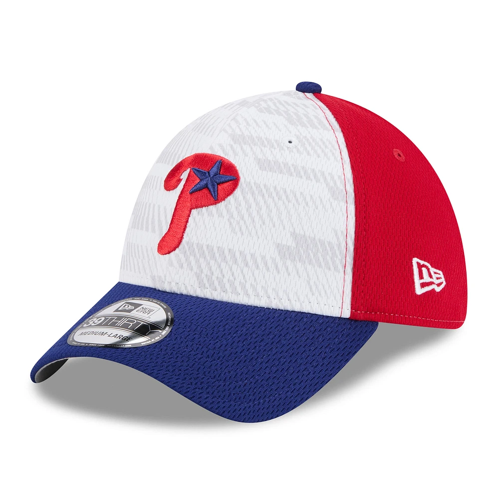 Men's New Era Red/Royal Philadelphia Phillies 2025 MLB Clubhouse 39THIRTY Flex Hat