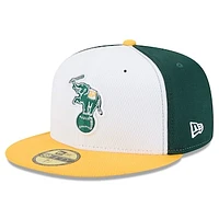 Men's New Era Green/Gold Athletics 2025 MLB Clubhouse 59FIFTY Fitted Hat