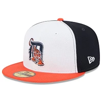 Men's New Era Navy/Orange Detroit Tigers 2025 MLB Clubhouse 59FIFTY Fitted Hat