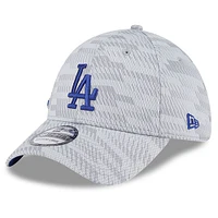 Men's New Era Gray Los Angeles Dodgers 2025 MLB Clubhouse 39THIRTY Flex Hat