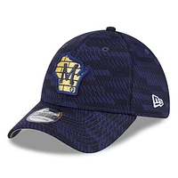 Men's New Era Navy Milwaukee Brewers 2025 MLB Clubhouse 39THIRTY Flex Hat