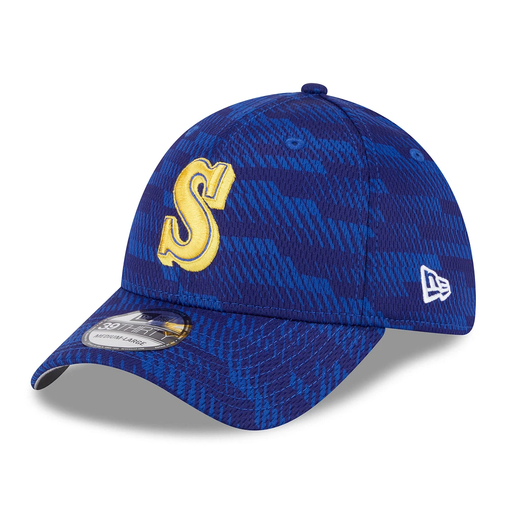 Men's New Era Royal Seattle Mariners 2025 MLB Clubhouse 39THIRTY Flex Hat