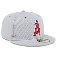 Men's New Era Los Angeles Angels 2025 MLB Clubhouse 59FIFTY Fitted Hat