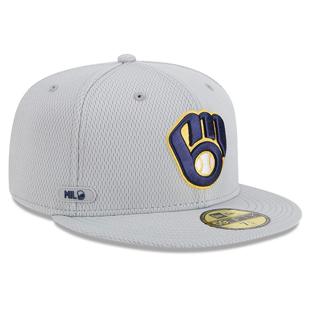 Men's New Era Gray Milwaukee Brewers 2025 MLB Clubhouse 59FIFTY Fitted Hat