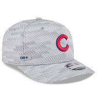 Men's New Era Gray Chicago Cubs 2025 MLB Clubhouse 9SEVENTY Stretch-Snap Hat