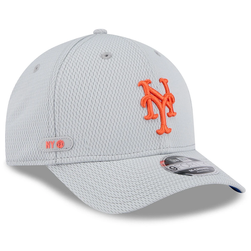 Men's New Era Gray New York Mets 2025 MLB Clubhouse 9FORTY M-Crown Adjustable Hat