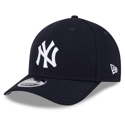 Men's New Era Navy New York Yankees 2025 MLB Clubhouse 9FORTY M-Crown Adjustable Hat