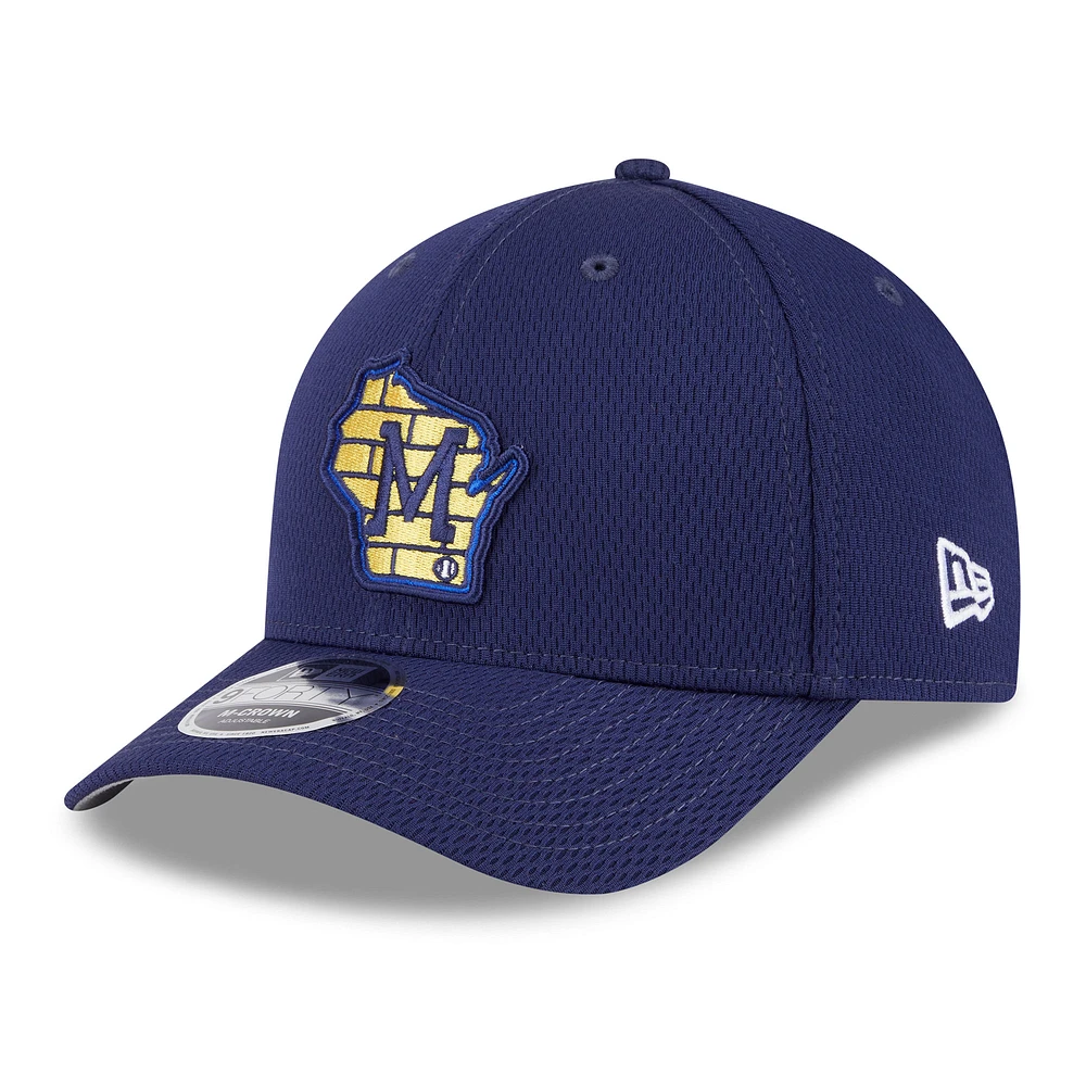 Men's New Era Navy Milwaukee Brewers 2025 MLB Clubhouse 9FORTY Adjustable Hat