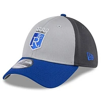 Men's New Era  Gray/Royal Kansas City Royals 2025 Batting Practice 39THIRTY Flex Hat