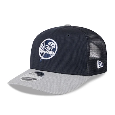 Men's New Era Navy/ New York Yankees 2025 Batting Practice 9SEVENTY Stretch-Snap Trucker Hat