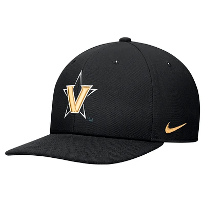 Men's Nike Black Vanderbilt Commodores Pro Snapback Hat