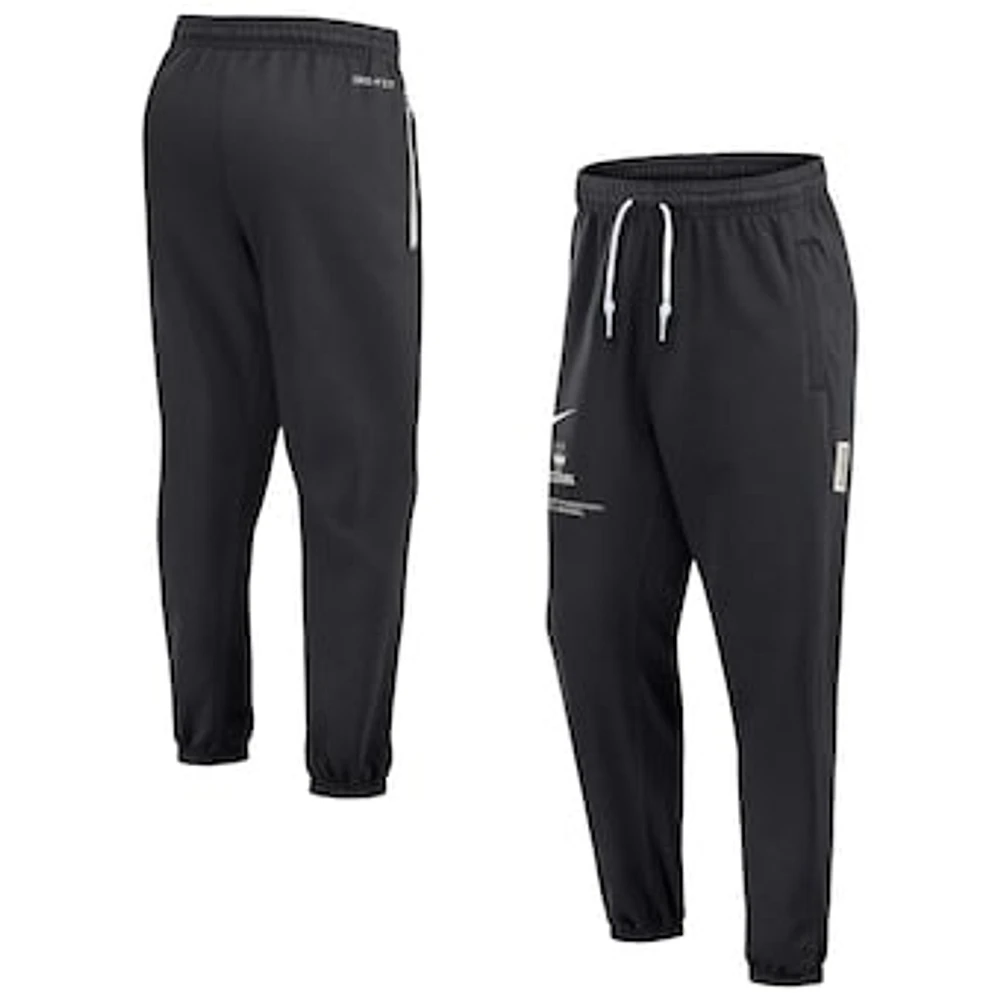 Men's Nike Black UConn Huskies Travel Performance Pants