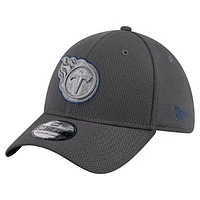 Men's New Era Graphite Tennessee Titans  Main 39THIRTY Flex Hat