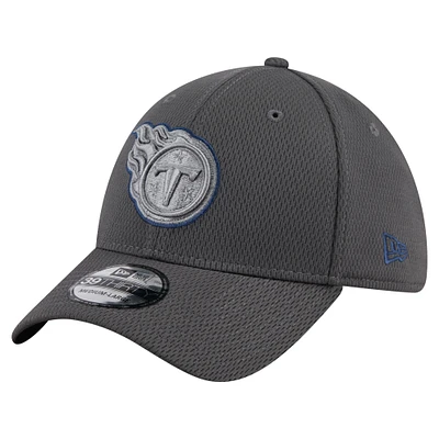 Men's New Era Graphite Tennessee Titans  Main 39THIRTY Flex Hat