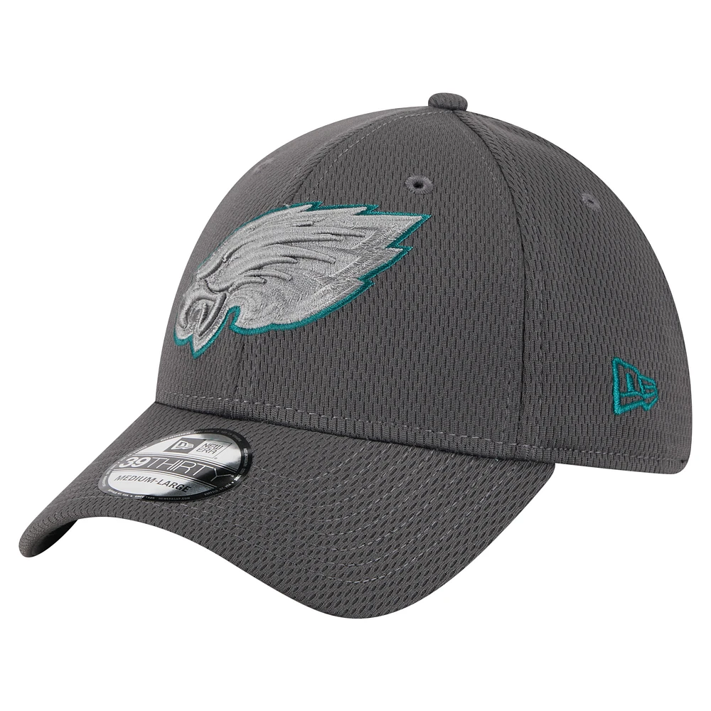 Men's New Era Graphite Philadelphia Eagles Main 39THIRTY Flex Hat
