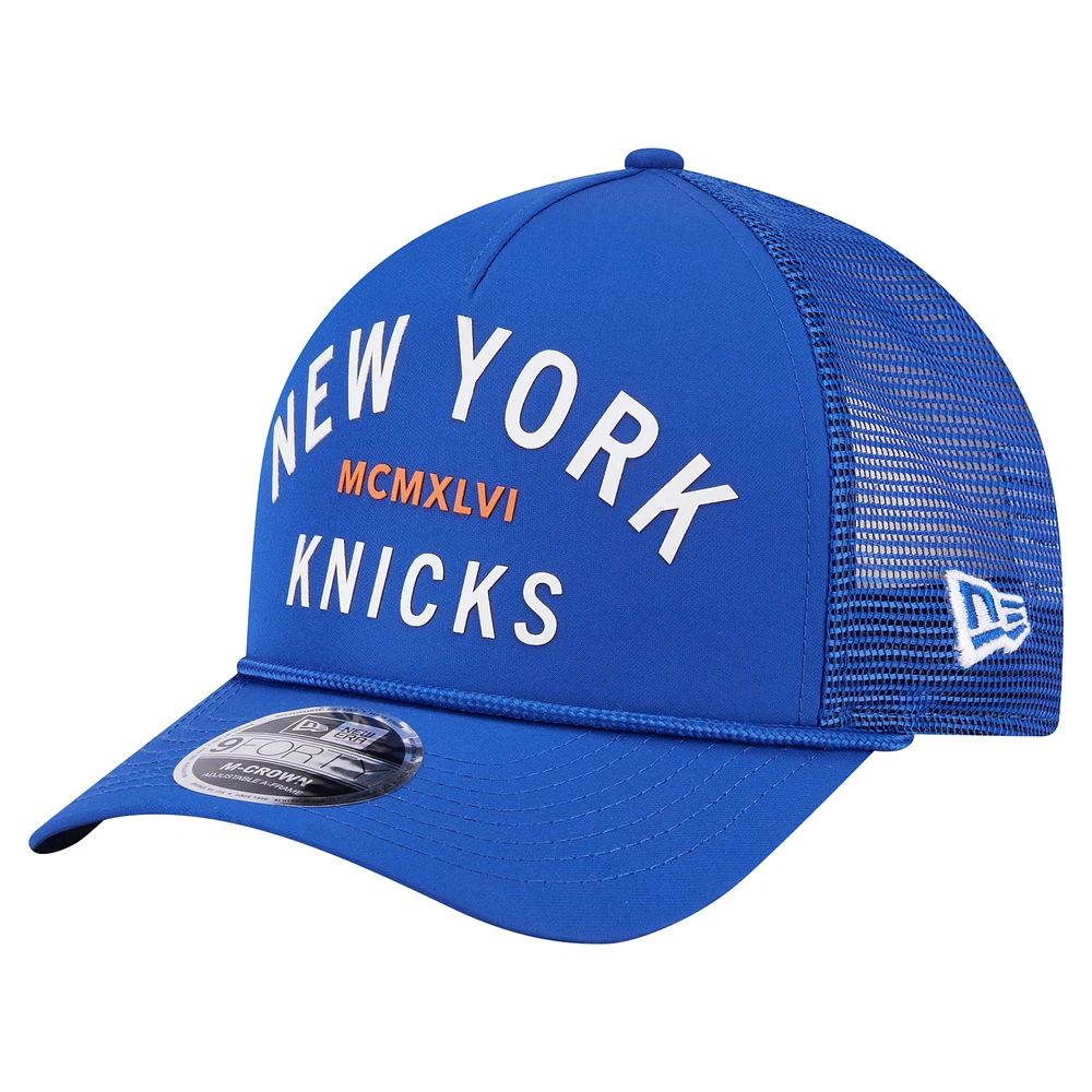 Men's New Era Blue New York Knicks Minimalist A-Frame 9FORTY Trucker Hat