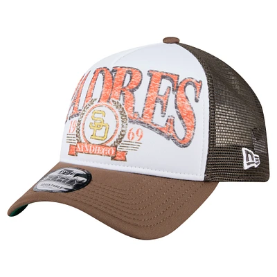 Men's New Era  Brown San Diego Padres Distressed 9FORTY A-Frame Adjustable Trucker Hat