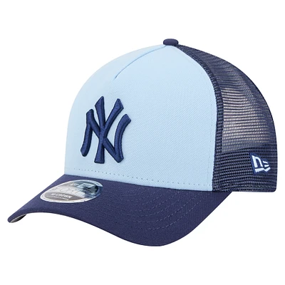 Men's New Era Light Blue/Navy New York Yankees 2-Tone Color Pack 9FORTY Adjustable Trucker Hat
