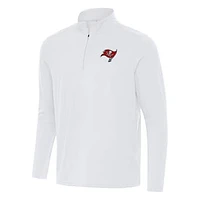 Men's Antigua White Tampa Bay Buccaneers Intent Quarter-Zip Pullover Top