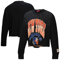 Women's Mitchell & Ness  Black New York Knicks Hardwood Classics Studded Boxy Cropped Long Sleeve T-Shirt