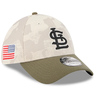 Men's New Era Light Beige/Olive St. Louis Cardinals 2025 Armed Forces Day 39THIRTY Flex Hat